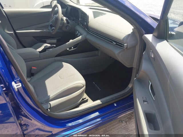45940257 :رقم المزاد ، 5NPLL4AG4MH047046 vin ، 2021 Hyundai Elantra Se مزاد بيع