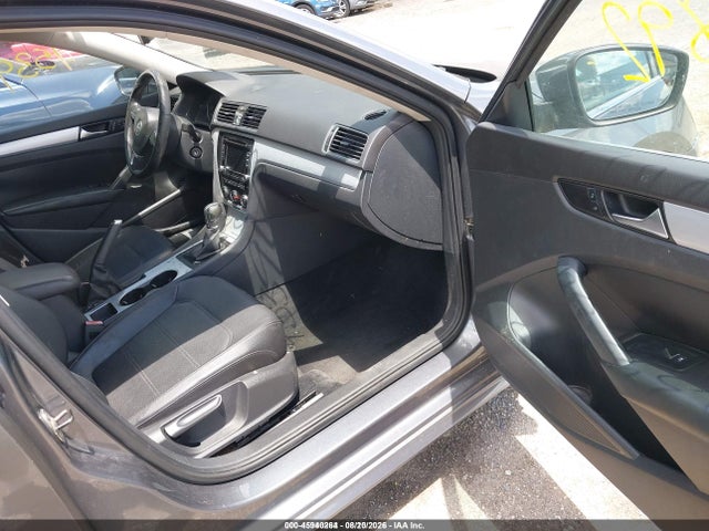 45940264 :رقم المزاد ، 1VWBH7A31DC001887 vin ، 2013 Volkswagen Passat 2.5l Se مزاد بيع
