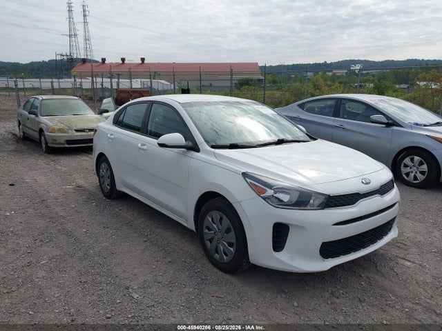 2020 Kia Rio Lx მანქანა იყიდება აუქციონზე, vin: 3KPA24AD0LE356855, აუქციონის ნომერი: 45940266