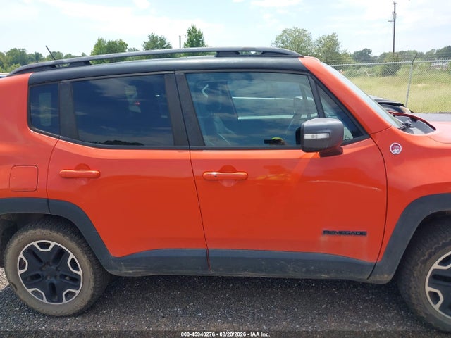 2015 Jeep Renegade Trailhawk მანქანა იყიდება აუქციონზე, vin: ZACCJBCT4FPC25388, აუქციონის ნომერი: 45940276