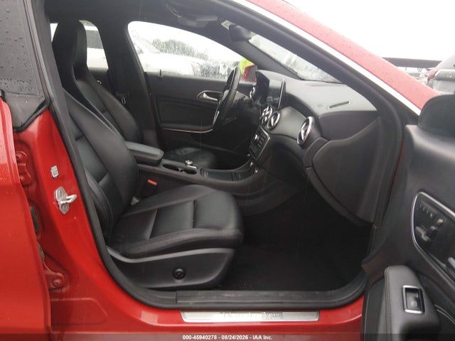 Продажа на аукционе авто 2014 Mercedes-benz Cla 250, vin: WDDSJ4EB2EN052981, номер лота: 45940278