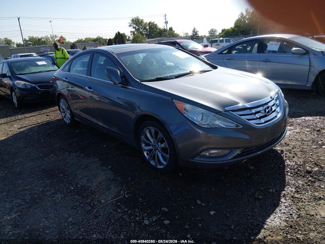 45940280 :رقم المزاد ، 5NPEC4AC5DH656703 vin ، 2013 Hyundai Sonata Se مزاد بيع