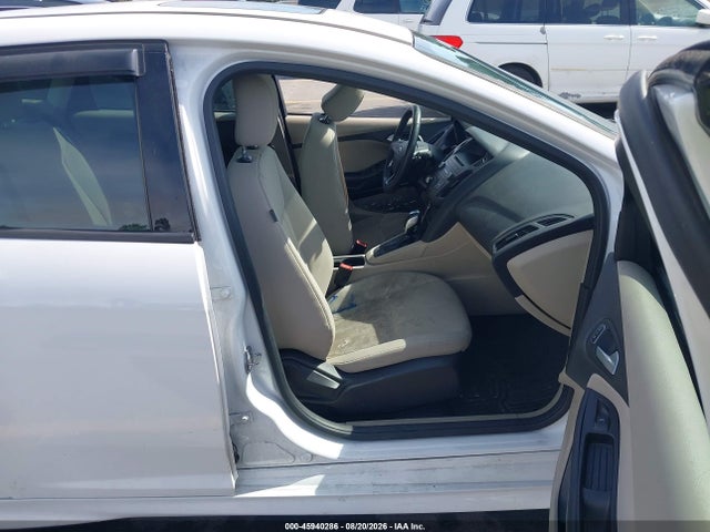 Ford FOCUS SE 2015 1FADP3F20FL279695 Image 5