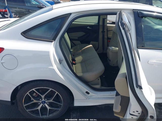 Ford FOCUS SE 2015 1FADP3F20FL279695 Image 8