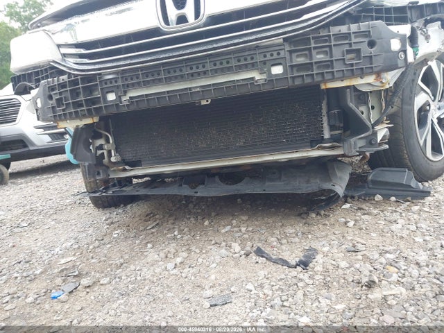 45940316 :رقم المزاد ، 1HGCR2F31GA139298 vin ، 2016 Honda Accord Lx مزاد بيع