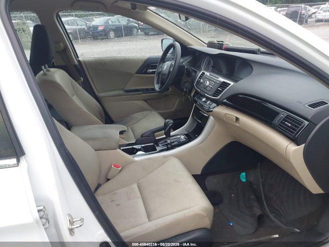 45940316 :رقم المزاد ، 1HGCR2F31GA139298 vin ، 2016 Honda Accord Lx مزاد بيع