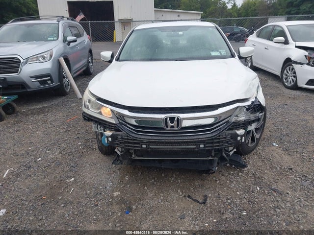 45940316 :رقم المزاد ، 1HGCR2F31GA139298 vin ، 2016 Honda Accord Lx مزاد بيع