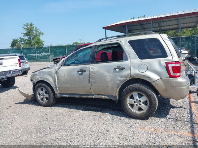 45940333 :رقم المزاد ، 1FMCU0DG8BKC42157 vin ، 2011 Ford Escape Xlt مزاد بيع