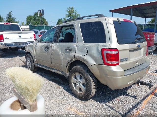 45940333 :رقم المزاد ، 1FMCU0DG8BKC42157 vin ، 2011 Ford Escape Xlt مزاد بيع