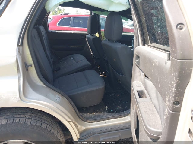 45940333 :رقم المزاد ، 1FMCU0DG8BKC42157 vin ، 2011 Ford Escape Xlt مزاد بيع