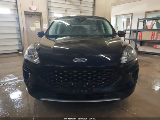 Продажа на аукционе авто 2021 Ford Escape S, vin: 1FMCU9F63MUA61998, номер лота: 45940351