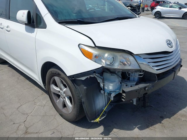 Toyota Sienna Le 8 Passenger 2016 5TDKK3DC9GS712362 Image 18