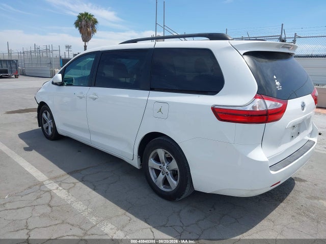 Toyota Sienna Le 8 Passenger 2016 5TDKK3DC9GS712362 Image 3
