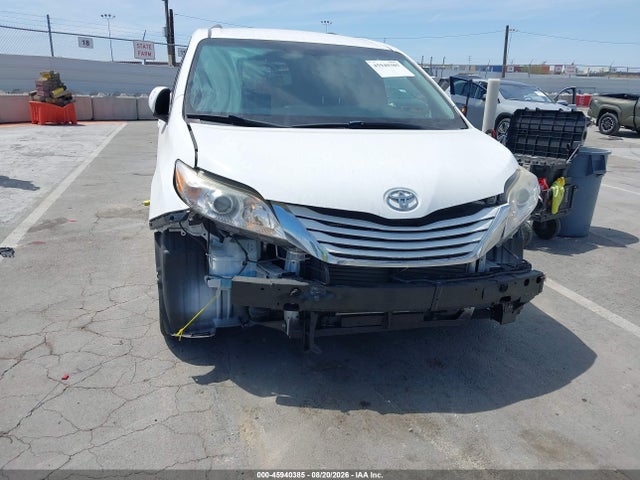 Toyota Sienna Le 8 Passenger 2016 5TDKK3DC9GS712362 Image 6