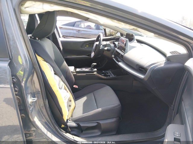 Toyota Prius Le 2023 JTDACAAU0P3000155 Image 18