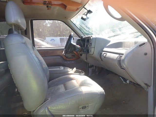 1996 Gmc Sierra K1500 მანქანა იყიდება აუქციონზე, vin: 1GDEK19R1TE533467, აუქციონის ნომერი: 45940408