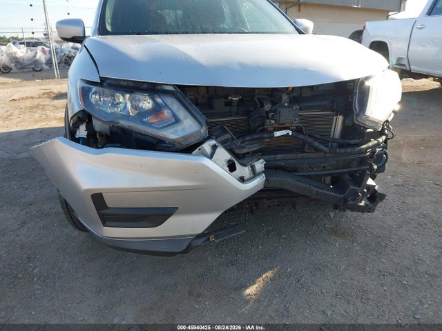 45940425 :رقم المزاد ، KNMAT2MV8HP571350 vin ، 2017 Nissan Rogue S مزاد بيع