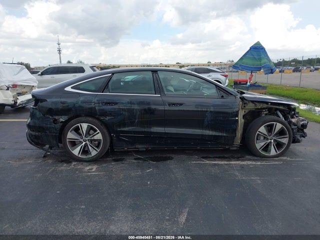 Audi A6 E-tron Premium Plus 2025 WAU2CAGH7SA016028 Image 13