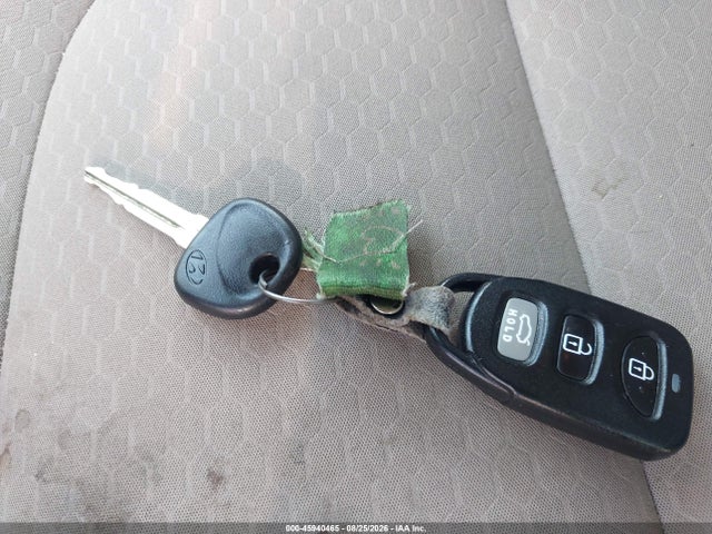 Продажа на аукционе авто 2020 Hyundai Elantra Se, vin: KMHD74LF0LU950985, номер лота: 45940465