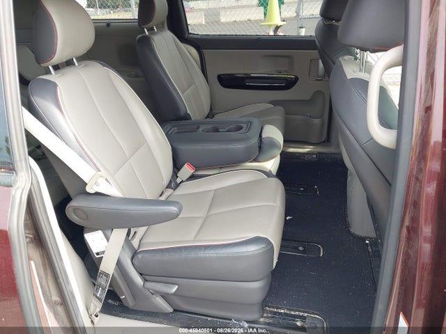 45940501 :رقم المزاد ، KNDMC5C14G6128064 vin ، 2016 Kia Sedona Ex مزاد بيع