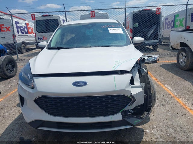 Продаж на аукціоні авто 2021 Ford Escape Se, vin: 1FMCU9G67MUA64272, номер лоту: 45940507