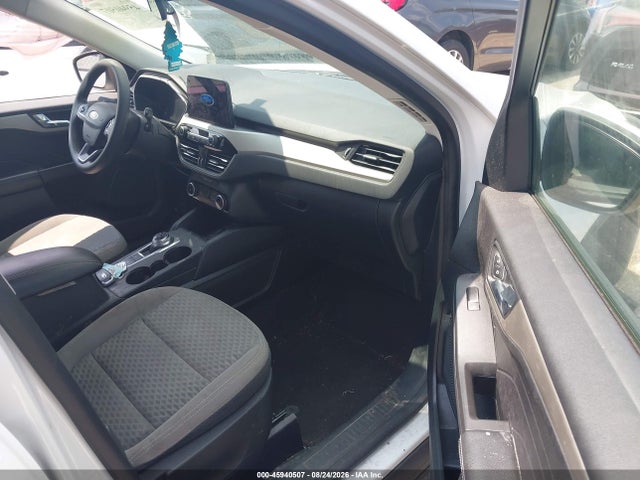Продаж на аукціоні авто 2021 Ford Escape Se, vin: 1FMCU9G67MUA64272, номер лоту: 45940507