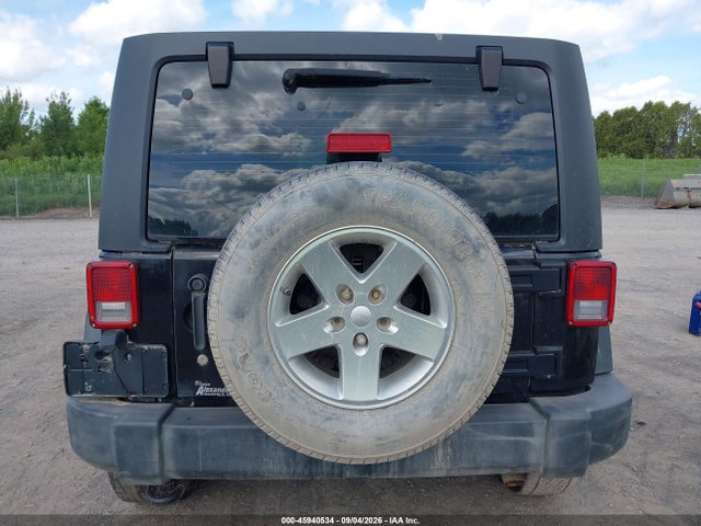 45940534 :رقم المزاد ، 1C4BJWKG5GL325576 vin ، 2016 Jeep Wrangler Unlimited Sport Rhd مزاد بيع