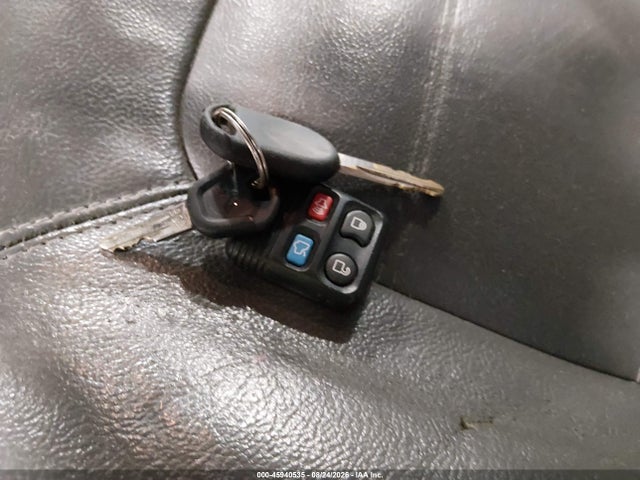 2003 Ford Explorer Nbx/xlt მანქანა იყიდება აუქციონზე, vin: 1FMZU73K33ZB52402, აუქციონის ნომერი: 45940535