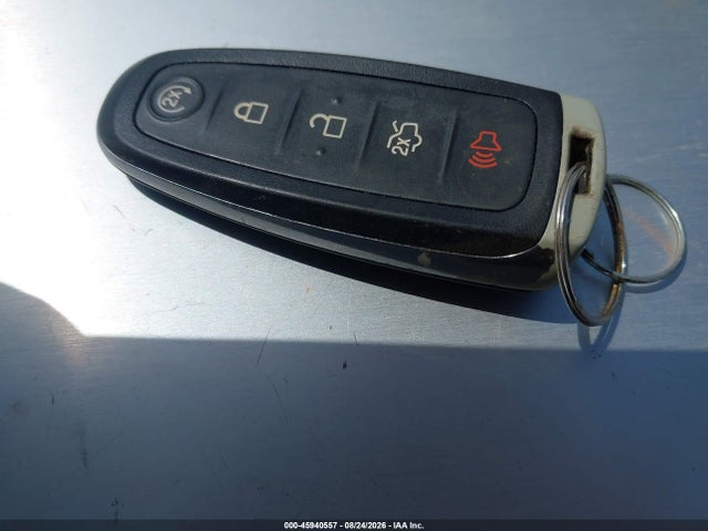 45940557 :رقم المزاد ، 1FAHP2F89HG117625 vin ، 2017 Ford Taurus Limited مزاد بيع