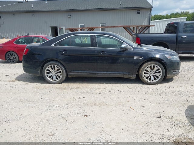 45940557 :رقم المزاد ، 1FAHP2F89HG117625 vin ، 2017 Ford Taurus Limited مزاد بيع