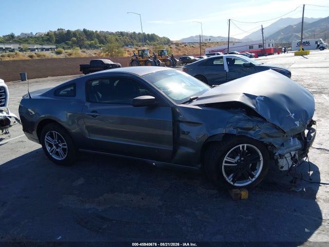 Продажа на аукционе авто 2014 Ford Mustang V6, vin: 1ZVBP8AMXE5333317, номер лота: 45940676