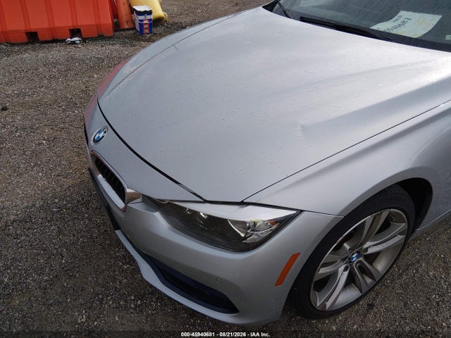 Продаж на аукціоні авто 2017 Bmw 330i Xdrive, vin: WBA8D9G33HNU63130, номер лоту: 45940681