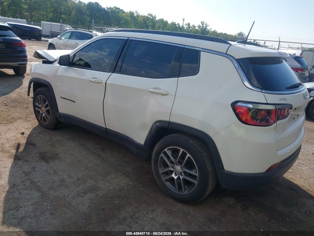 2020 Jeep Compass Sun And Wheel Fwd მანქანა იყიდება აუქციონზე, vin: 3C4NJCBB4LT166077, აუქციონის ნომერი: 45940710
