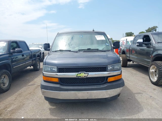 Aukcja sprzedaży 2017 Chevrolet Express 2500 Work Van, vin: 1GCWGBFF3H1345946, numer aukcji: 45940724