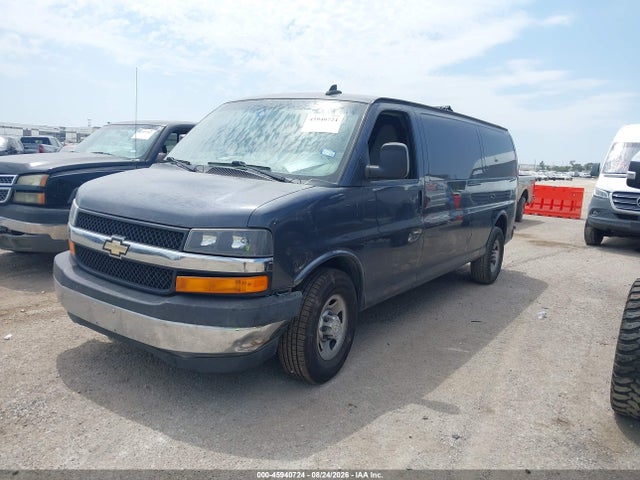 Aukcja sprzedaży 2017 Chevrolet Express 2500 Work Van, vin: 1GCWGBFF3H1345946, numer aukcji: 45940724