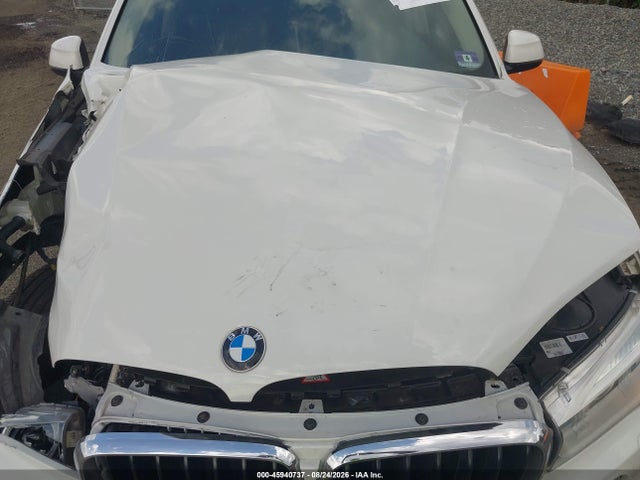 Продажа на аукционе авто 2015 Bmw X5 Xdrive35i, vin: 5UXKR0C57F0K58173, номер лота: 45940737
