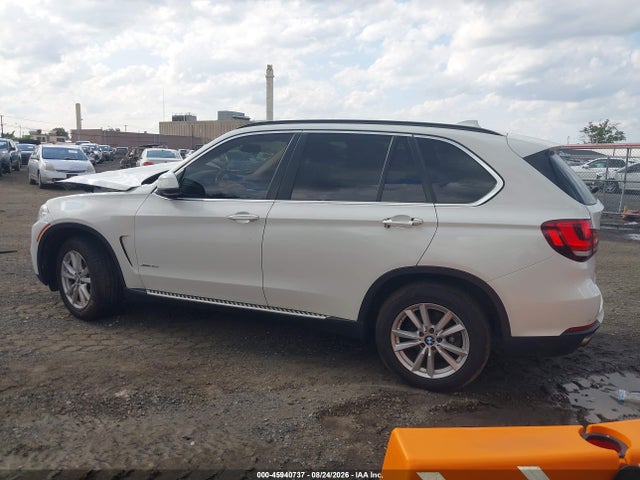 Продажа на аукционе авто 2015 Bmw X5 Xdrive35i, vin: 5UXKR0C57F0K58173, номер лота: 45940737