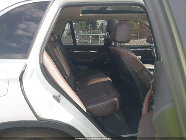 Продажа на аукционе авто 2015 Bmw X5 Xdrive35i, vin: 5UXKR0C57F0K58173, номер лота: 45940737