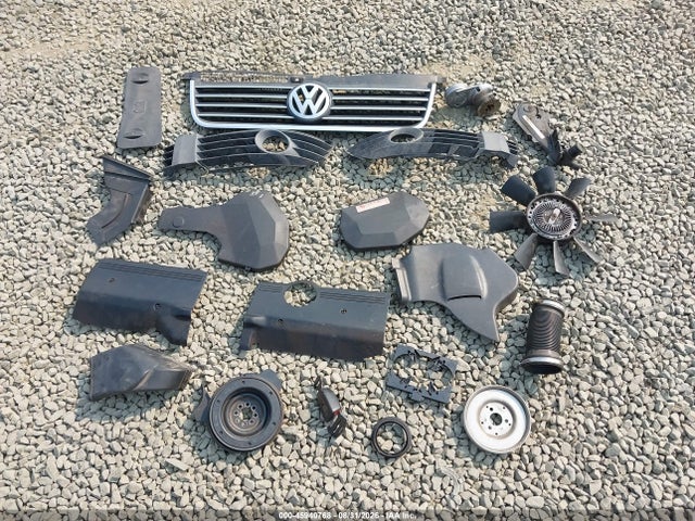 2003 Volkswagen Passat Glx მანქანა იყიდება აუქციონზე, vin: WVWYH63B53E142928, აუქციონის ნომერი: 45940768