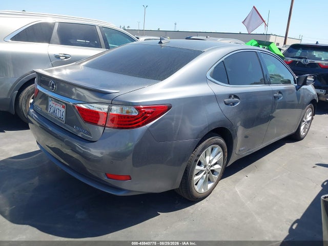 45940775 :رقم المزاد ، JTHBW1GG7D2004667 vin ، 2013 Lexus Es 300h مزاد بيع