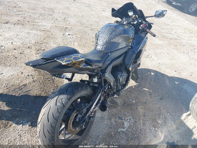 Yamaha Yzfr7 2022 JYARM38E8NA001665 Image 4