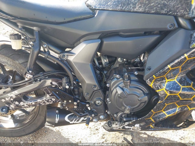 Yamaha Yzfr7 2022 JYARM38E8NA001665 Image 8