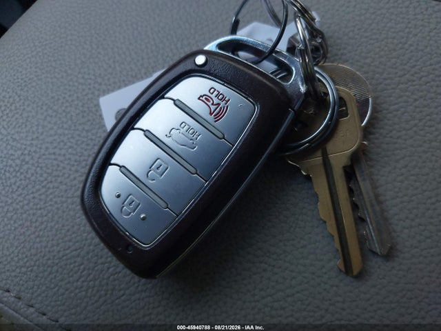 Продажа на аукционе авто 2016 Hyundai Sonata Hybrid Se, vin: KMHE24L18GA039446, номер лота: 45940788