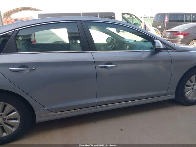 Продажа на аукционе авто 2016 Hyundai Sonata Hybrid Se, vin: KMHE24L18GA039446, номер лота: 45940788