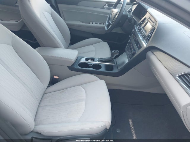 Продажа на аукционе авто 2016 Hyundai Sonata Hybrid Se, vin: KMHE24L18GA039446, номер лота: 45940788