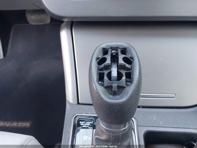 Продажа на аукционе авто 2016 Hyundai Sonata Hybrid Se, vin: KMHE24L18GA039446, номер лота: 45940788