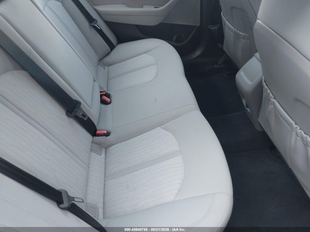 Продажа на аукционе авто 2016 Hyundai Sonata Hybrid Se, vin: KMHE24L18GA039446, номер лота: 45940788