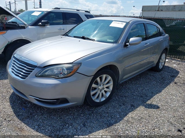 2013 Chrysler 200 Touring მანქანა იყიდება აუქციონზე, vin: 1C3CCBBB0DN721740, აუქციონის ნომერი: 45940796