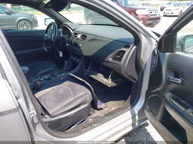 2013 Chrysler 200 Touring მანქანა იყიდება აუქციონზე, vin: 1C3CCBBB0DN721740, აუქციონის ნომერი: 45940796