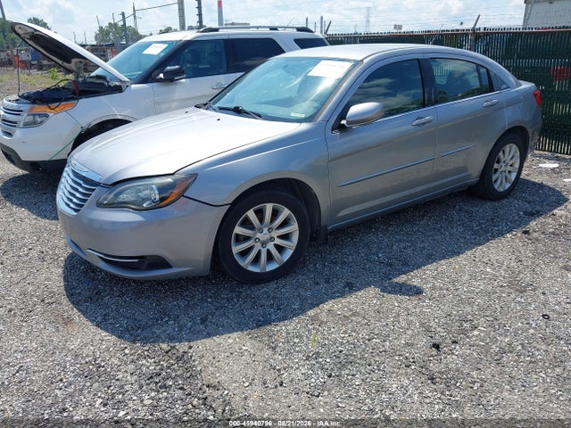 2013 Chrysler 200 Touring მანქანა იყიდება აუქციონზე, vin: 1C3CCBBB0DN721740, აუქციონის ნომერი: 45940796